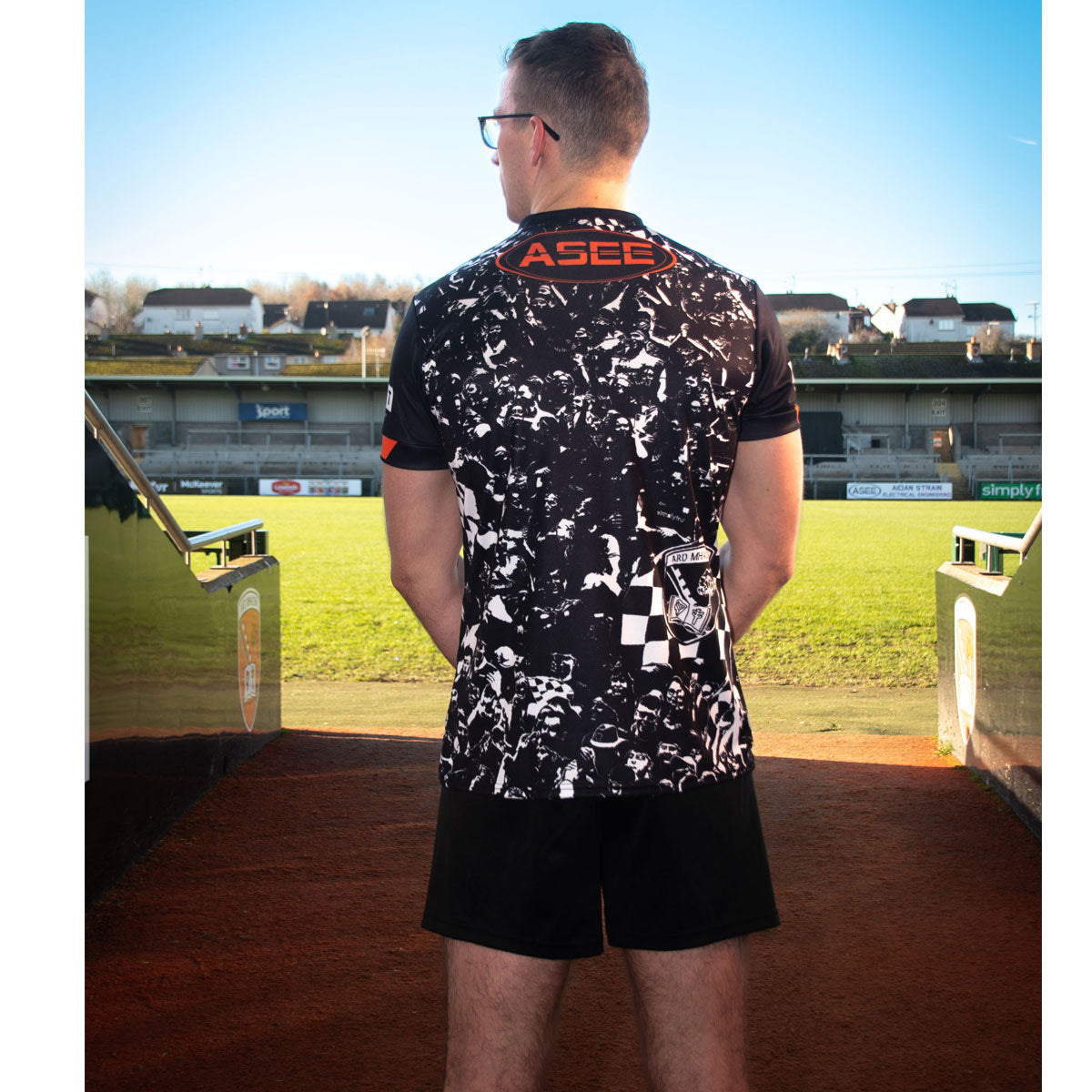 Mc Keever Armagh GAA Official Vital Player Fit Training Jersey - Adult - Black/White