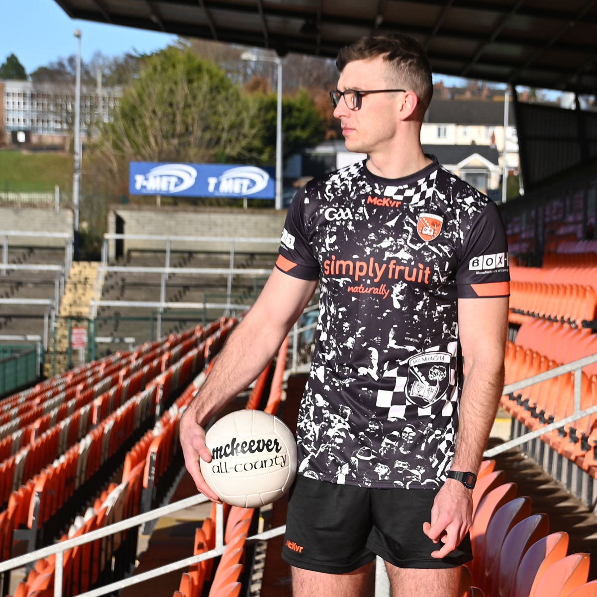 Mc Keever Armagh GAA Official Vital Player Fit Training Jersey - Adult - Black/White